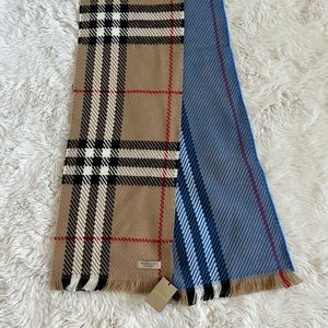 Authentic Burberry Giant Check Wool Scarf
